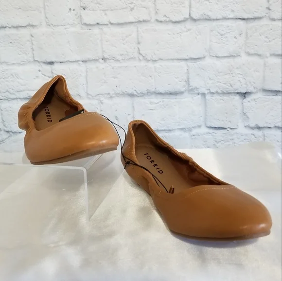 Torrid Scrunch Ballet Flats Shoes Size 8 Tan Cognac Brown Wide Width Neutral New - Picture 3 of 16